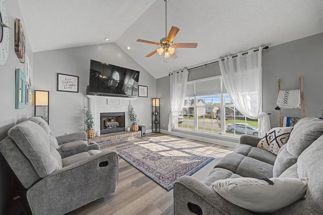 3129 Whitetail Dr, Clarksville, TN 37043