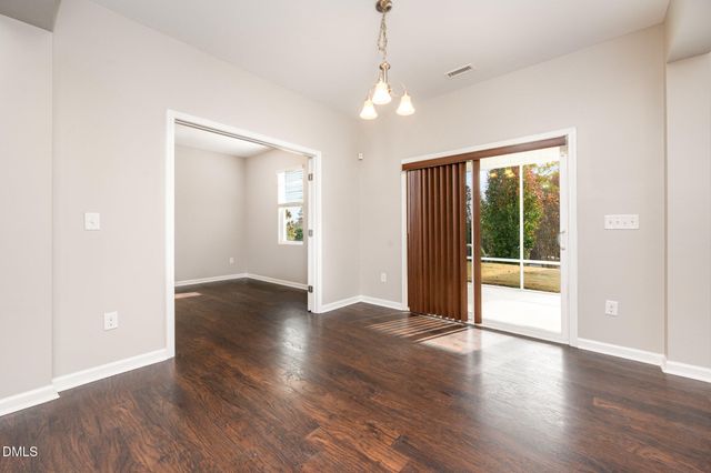 18 Dover Ridge Court, Chapel Hill, NC 27517