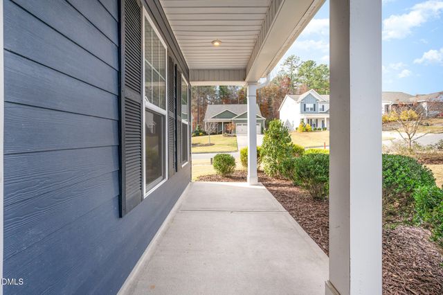 18 Dover Ridge Court, Chapel Hill, NC 27517