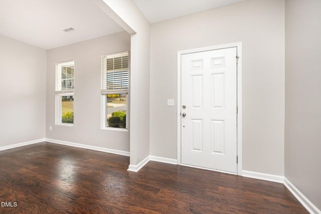 18 Dover Ridge Court, Chapel Hill, NC 27517