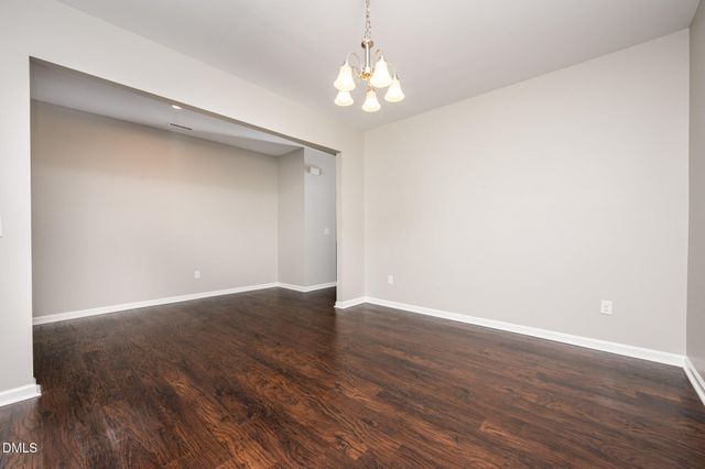 18 Dover Ridge Court, Chapel Hill, NC 27517