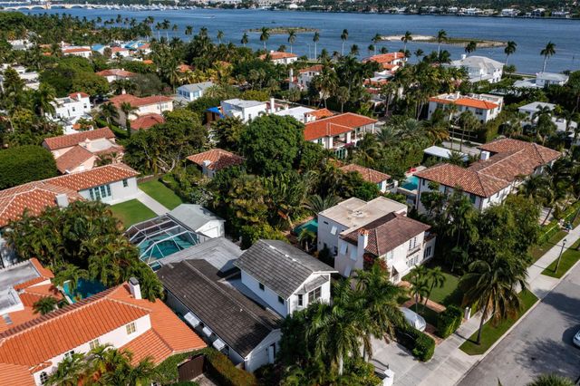 217 Sunset Road, West Palm Beach, FL 33401