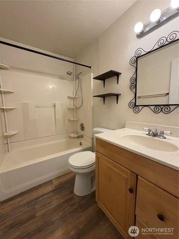 12006 218th Avenue Ct E, Bonney Lake, WA 98391