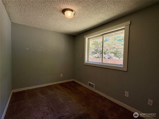 12006 218th Avenue Ct E, Bonney Lake, WA 98391