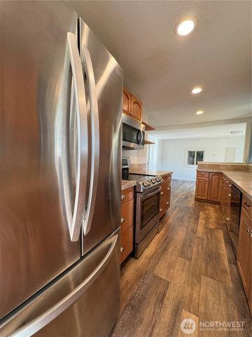 12006 218th Avenue Ct E, Bonney Lake, WA 98391