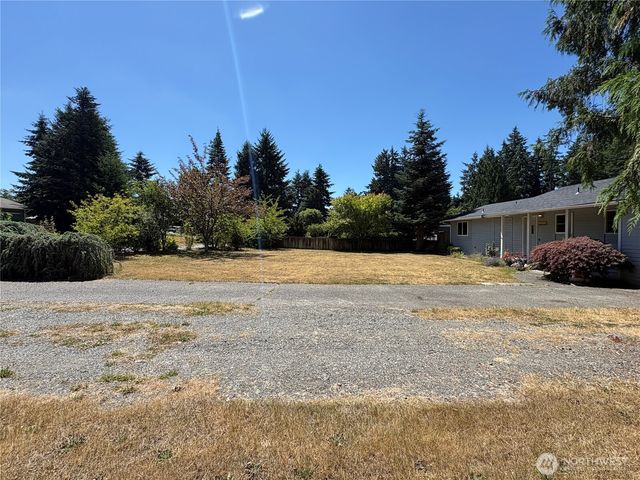 12006 218th Avenue Ct E, Bonney Lake, WA 98391