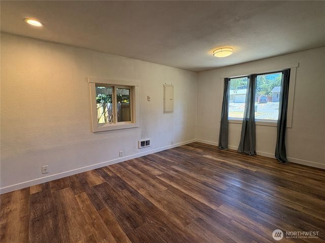 12006 218th Avenue Ct E, Bonney Lake, WA 98391