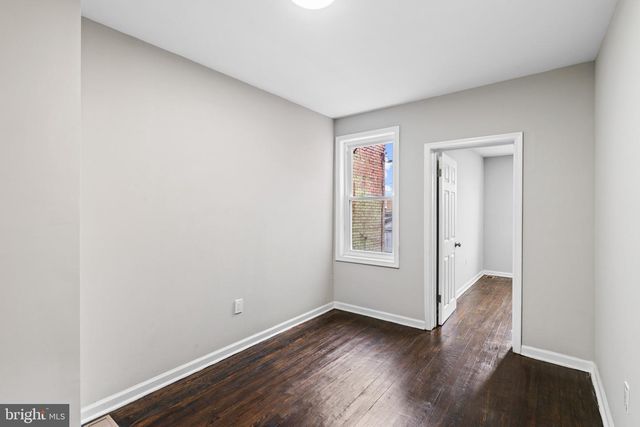 222 N HILTON ST, Baltimore, MD 21229