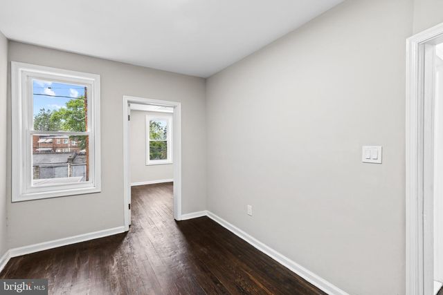 222 N HILTON ST, Baltimore, MD 21229