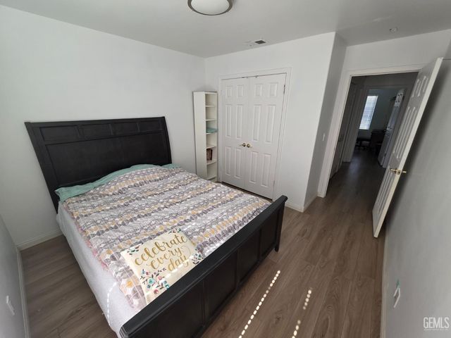 5403 Rockwell Drive, Bakersfield, CA 93308