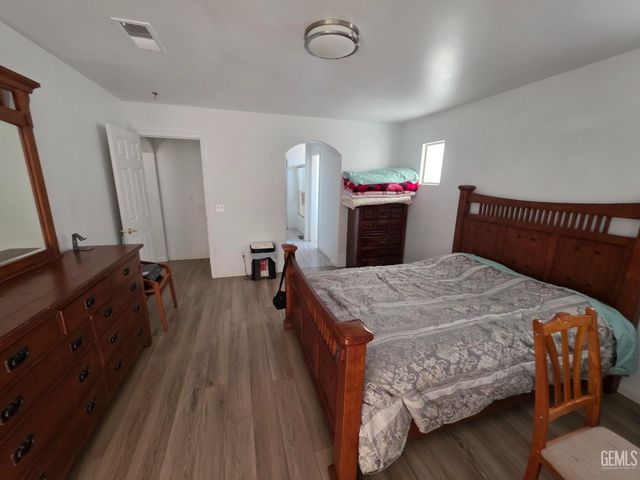 5403 Rockwell Drive, Bakersfield, CA 93308