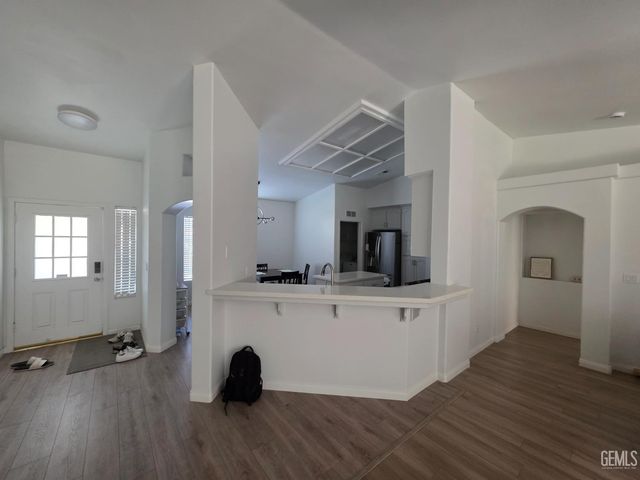 5403 Rockwell Drive, Bakersfield, CA 93308