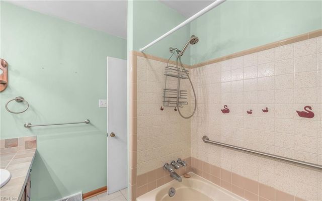 1551 Shellito LN, Suffolk, VA 23437