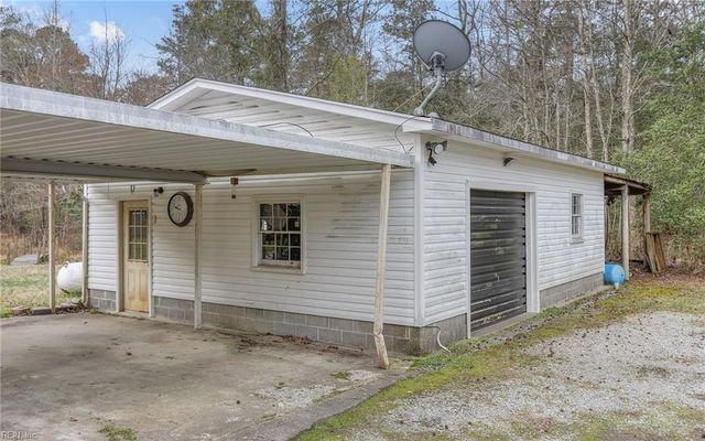 1551 Shellito LN, Suffolk, VA 23437