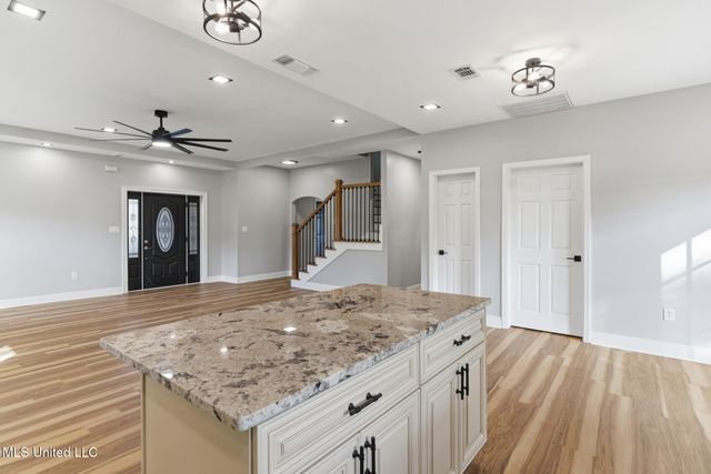 596 Cole Road, Hattiesburg, MS 39402