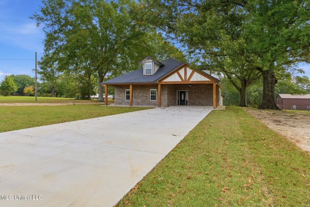 596 Cole Road, Hattiesburg, MS 39402