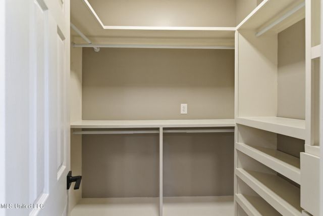 596 Cole Road, Hattiesburg, MS 39402