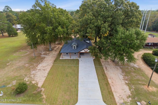 596 Cole Road, Hattiesburg, MS 39402