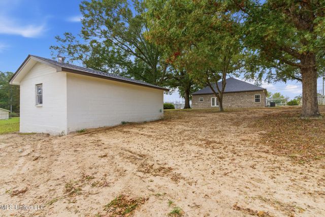 596 Cole Road, Hattiesburg, MS 39402