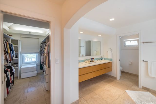 756 Mokulua Drive, Kailua, HI 96734