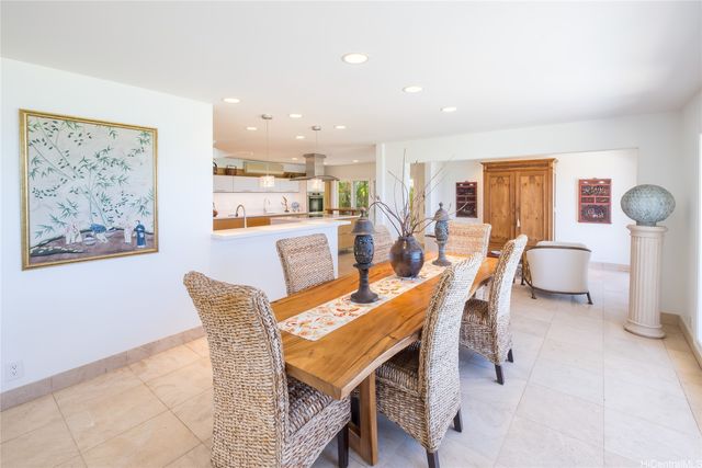 756 Mokulua Drive, Kailua, HI 96734