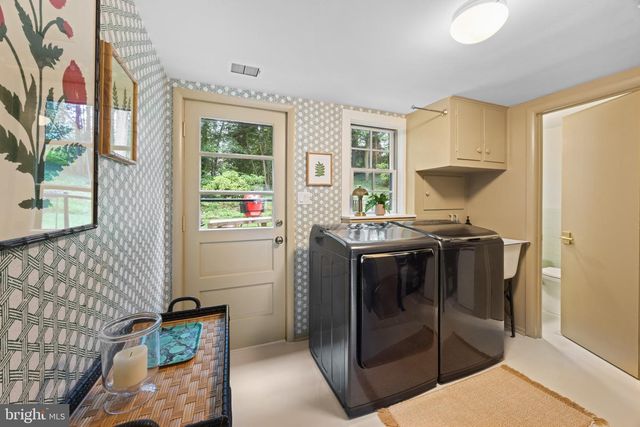 825 ELAINE CT, Alexandria, VA 22308
