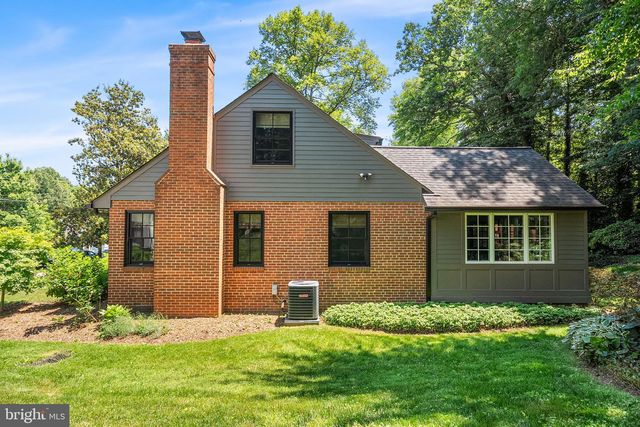 825 ELAINE CT, Alexandria, VA 22308