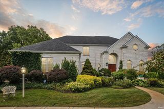 15306 Longford Drive, Granger, IN 46530