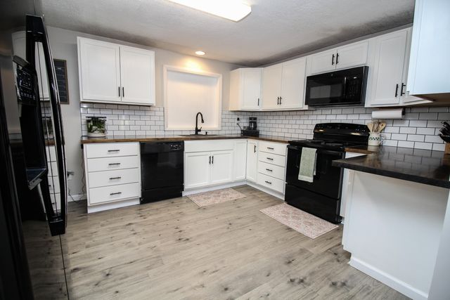 606 Millard Street, Three Rivers, MI 49093