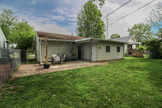 606 Millard Street, Three Rivers, MI 49093
