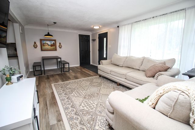 606 Millard Street, Three Rivers, MI 49093