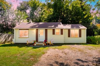 2206 Eckener Drive, Portage City, MI 49002