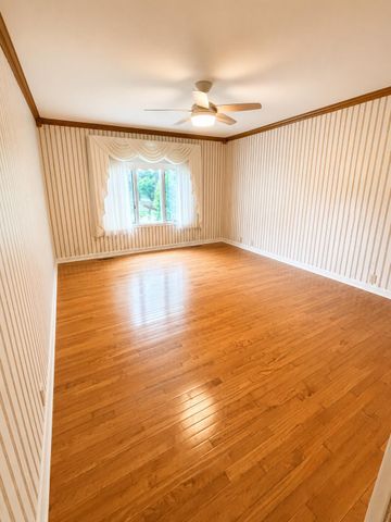 3519 Bob White Circle, Valparaiso, IN 46383