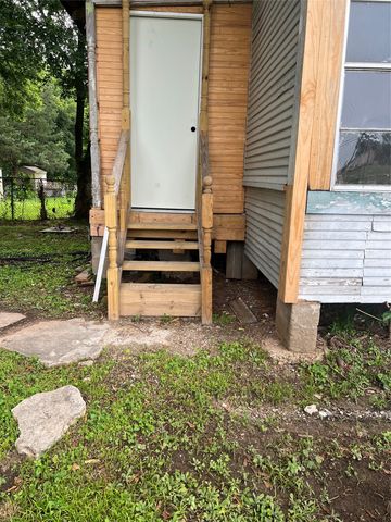 233 W 73rd Street, Shreveport, LA 71106