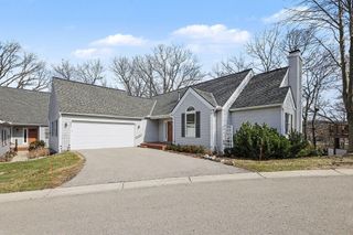 542 Heritage Drive, Ann Arbor, MI 48105