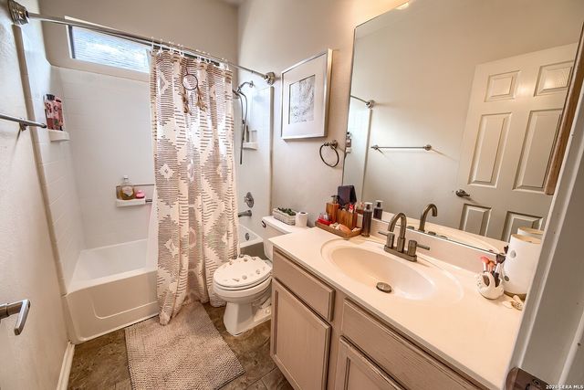 606 WINDMORE CT, San Antonio, TX 78258