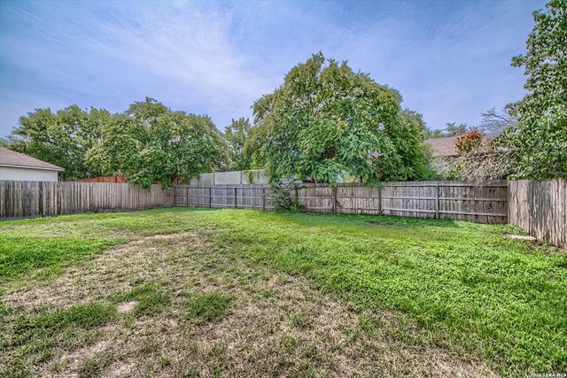 606 WINDMORE CT, San Antonio, TX 78258
