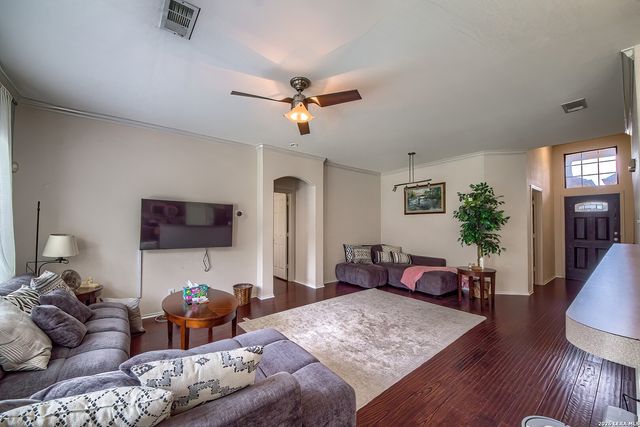 606 WINDMORE CT, San Antonio, TX 78258