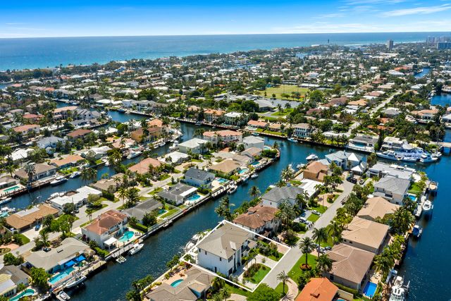 3750 NE 26TH Avenue, Lighthouse Point, FL 33064