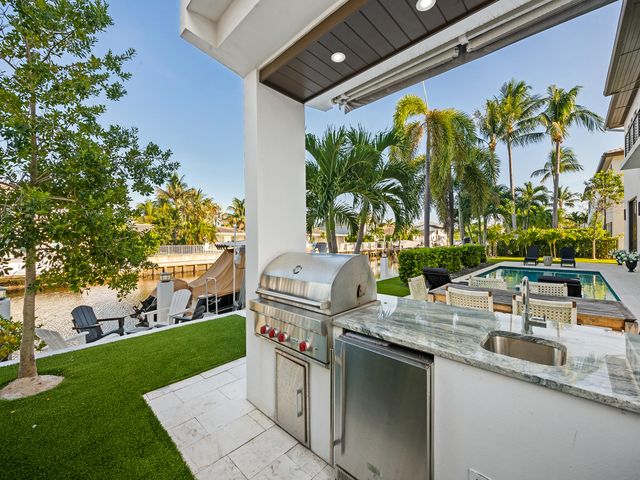 3750 NE 26TH Avenue, Lighthouse Point, FL 33064
