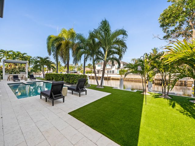3750 NE 26TH Avenue, Lighthouse Point, FL 33064