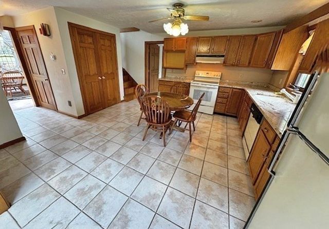 29 Highland View Drive, Sutton, MA 01590