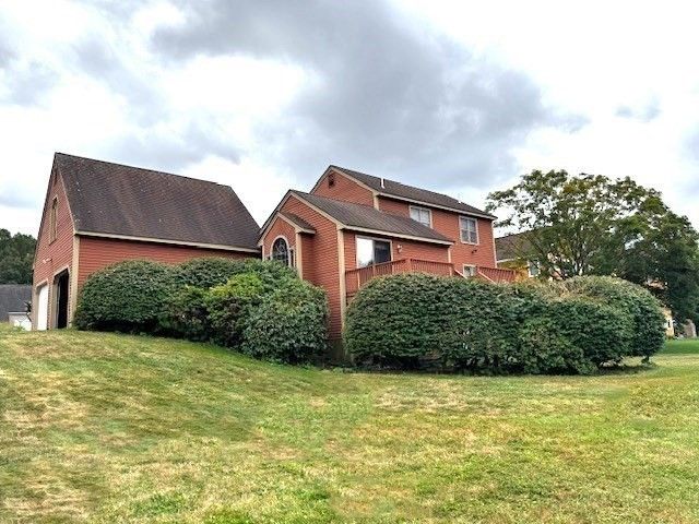 29 Highland View Drive, Sutton, MA 01590