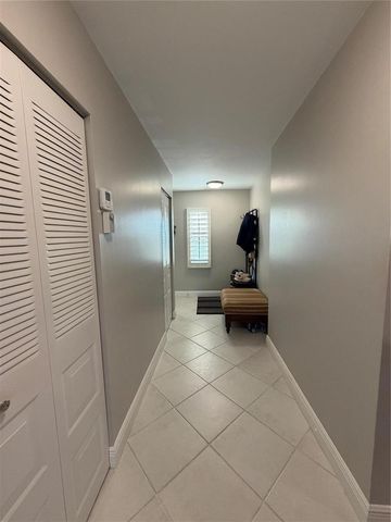 21217 Lago Circle 6-j, Boca Raton, FL 33433