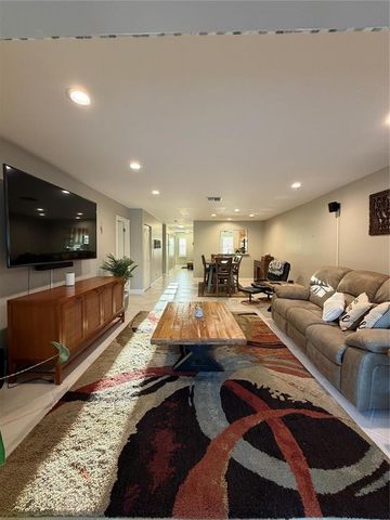 21217 Lago Circle 6-j, Boca Raton, FL 33433