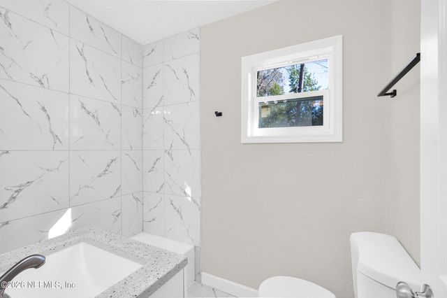 5130 CORSAIR Avenue, Jacksonville, FL 32244