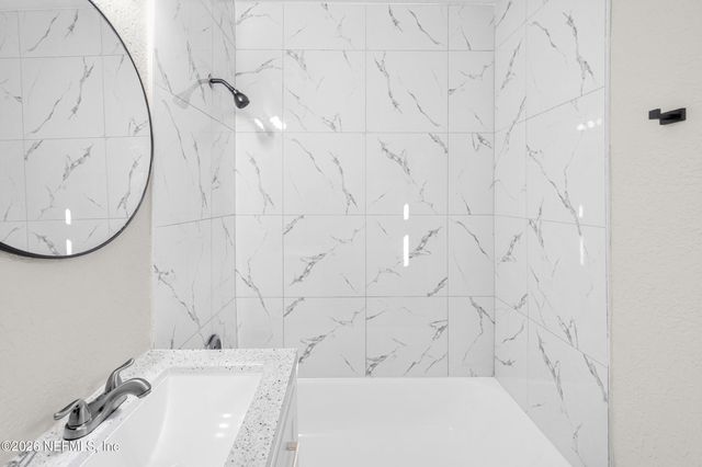 5130 CORSAIR Avenue, Jacksonville, FL 32244