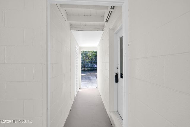 5130 CORSAIR Avenue, Jacksonville, FL 32244