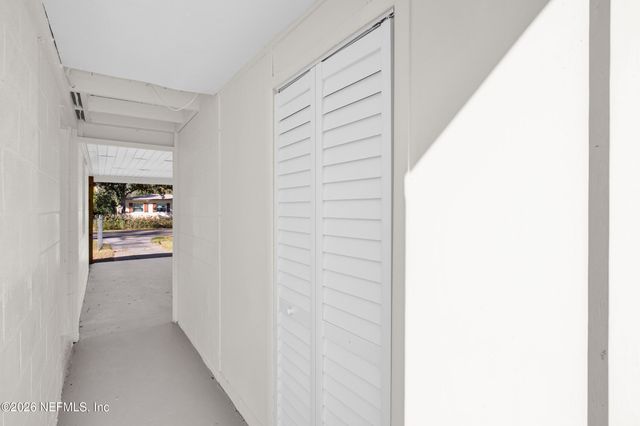 5130 CORSAIR Avenue, Jacksonville, FL 32244