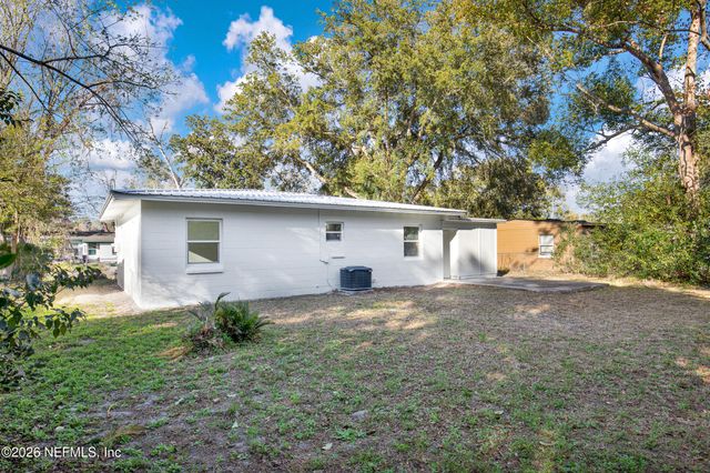 5130 CORSAIR Avenue, Jacksonville, FL 32244